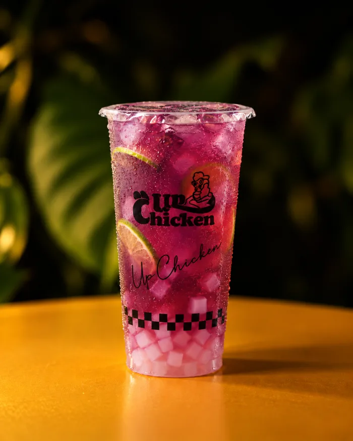 Uva morada y lima con perlas de coco